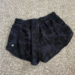 Hotty Hot 2.5 inch shorts